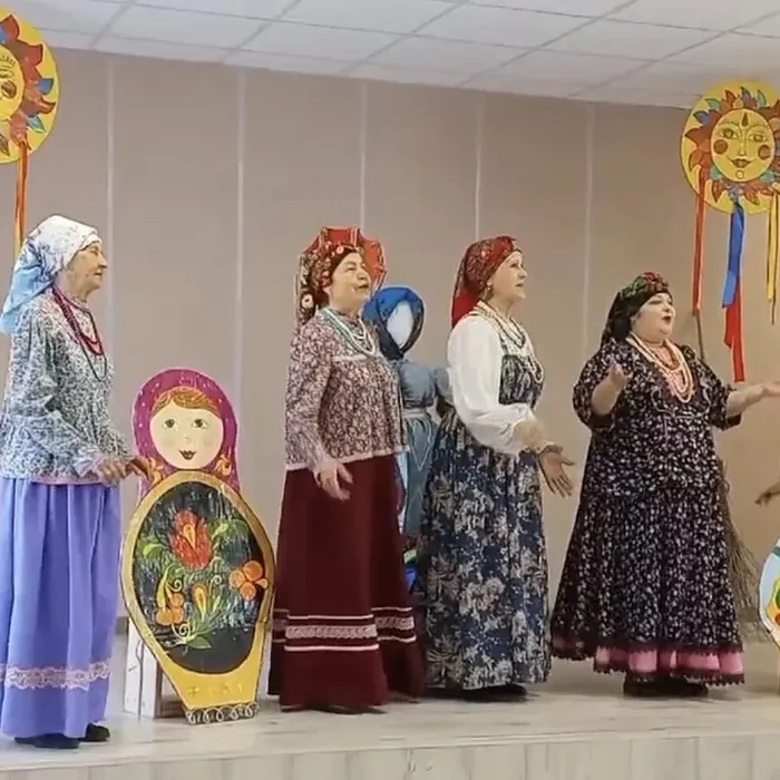 19 февраля 2026г фольклорный ансамбль «Раздолье» МБУ «ДК «Мелиоратор» приняли участие в масленичных гуляниях «Масленица идет - блин да мед несет»