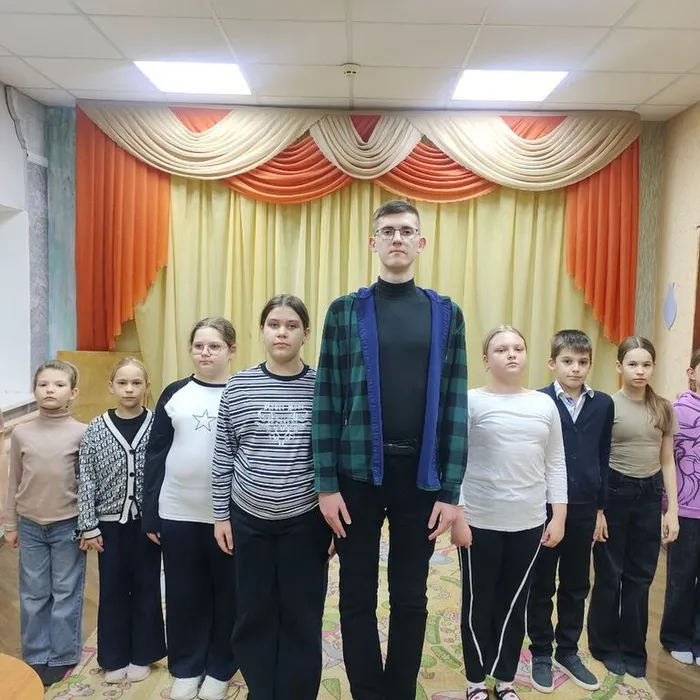 16 февраля 2026г в МБУ «ДК «Мелиоратор» поставили театральную миниатюру «Защитники отечества – России верные сыны!», посвященную Дню защитника Отечества