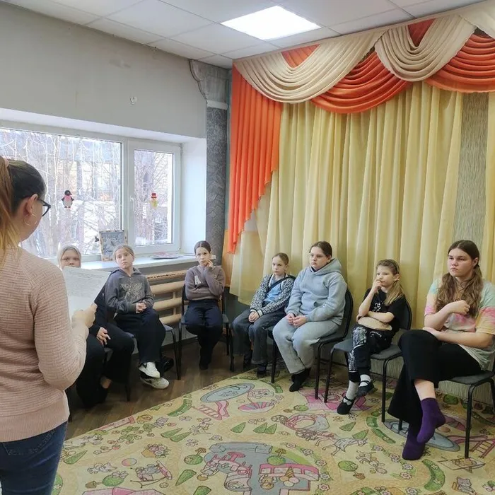 26 января 2026г в МБУ ДК «Мелиоратор», ассистент режиссера Косьяненко С.Е. провела беседу на тему: «Освобождение блокадного Ленинграда»