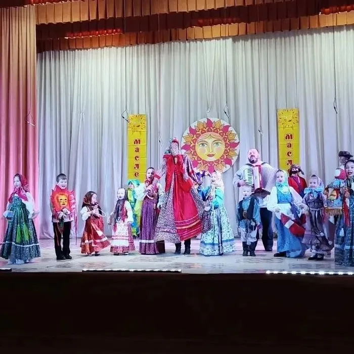 🎭 Не всё коту Масленица: единство и радость в поселке Прибрежный!